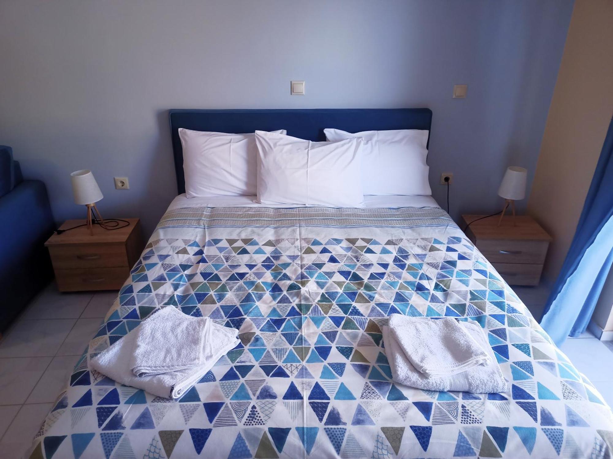 Gm Apartments Толон Экстерьер фото